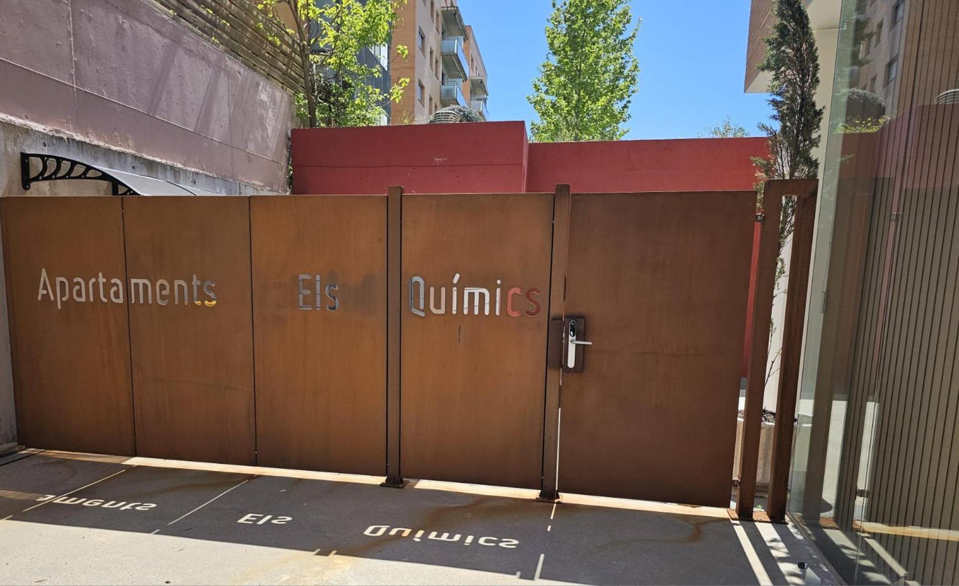 Apartaments Els Quimics Жерона Екстер'єр фото